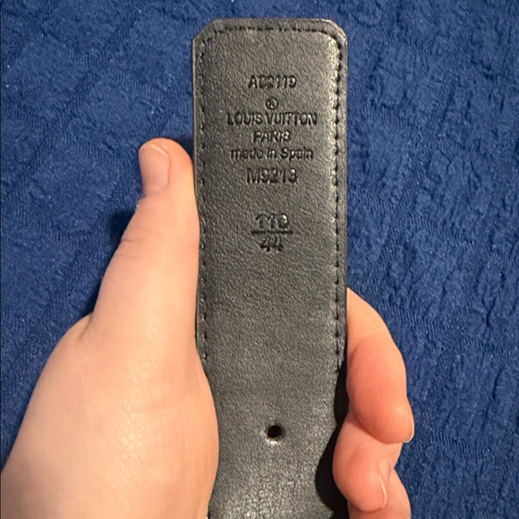 Louis Vuitton Belt - Picture 9 of 10